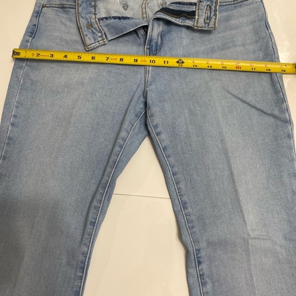 Levi's Sky Blue Denim Jeans - Picture 4 of 5
